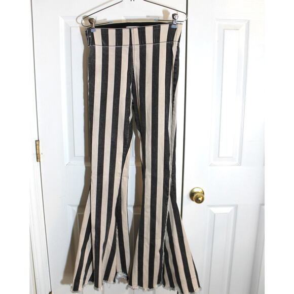 Blank Paige Striped Flared Leg Stretch Jeans sz S - Picture 1 of 3